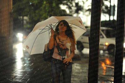 Tras el calor, lleg� la tormenta a la Ciudad     