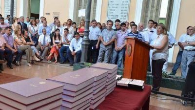 La UNT dio a conocer archivos de la dictadura