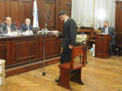 Prisi�n perpetua al hombre que quem� y mat� a su mujer