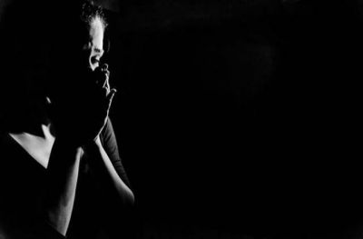 Violencia de g�nero: Cansado de ser �controlado por su esposa�, la moli� a golpes