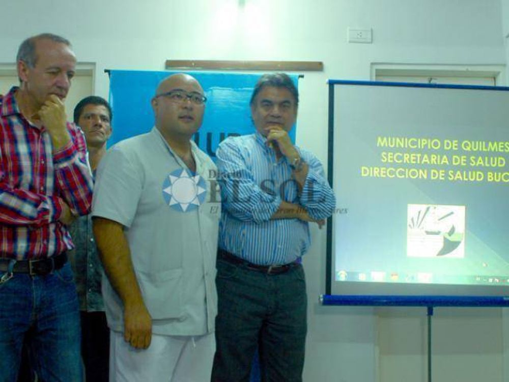 Presentaron el plan de pr�tesis dentales sociales