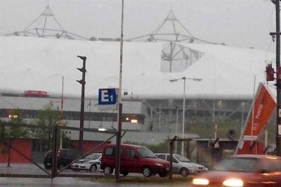 El temporal rompi� parte del techo del Estadio Unico de La Plata, pero no est� en riesgo el partido entre Estudiantes y River