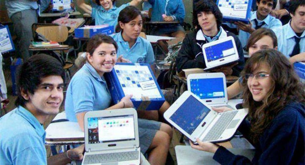 Conectar Igualdad: hoy, m�s de 155 mil alumnos tienen su propia netbook