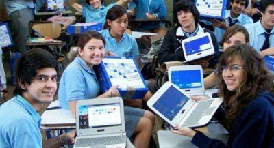 Conectar Igualdad: hoy, m�s de 155 mil alumnos tienen su propia netbook