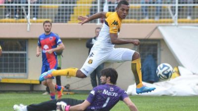 Olimpo: Borja conf�a en que llegar�n los goles