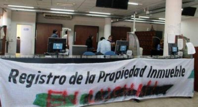 Colegio de Escribanos rescindi� contrato al Registro de la Propiedad Inmueble