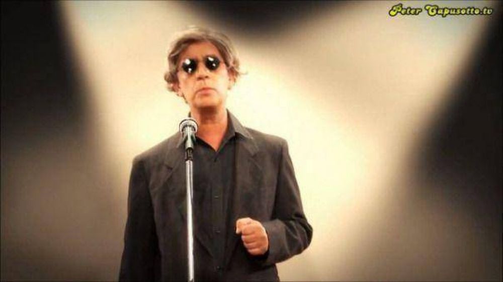 Peter Capusotto critic a Tandil en uno de sus irnicos videos