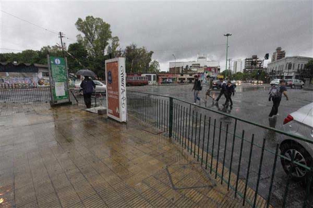 Extienden los �corralitos� para cruces peatonales     