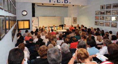 Llaman a los docentes a una mesa de di�logo pero avanza el paro    