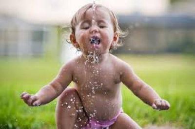 CUIDADOS A LOS NI�OS POR LAS ALTAS TEMPERATURAS