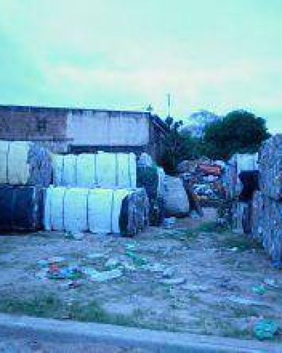 Ordenan el traslado de recicladero