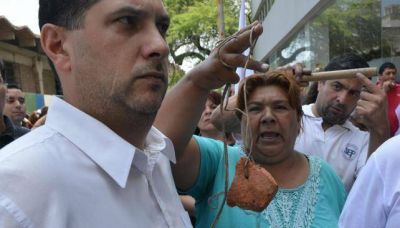 Refriega entre gremios por el plus salarial, que ahora pide la UTA