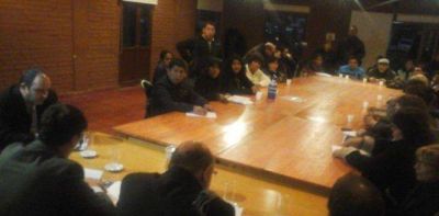 El Frente de Gremios Estatales decidi� continuar con el plan de lucha pero sin medidas de fuerza esta semana