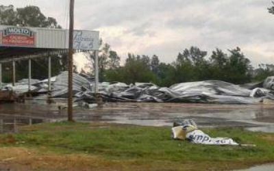 Tornado en Bragado: El Mercado Central de Samid qued� destru�do
