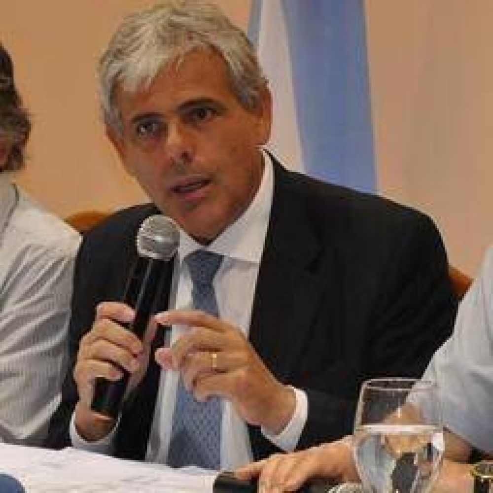 En noviembre se va a definir el alcance del bono navide�o