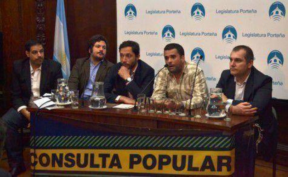 UNEN critic� el gasto del PRO en publicidad oficial