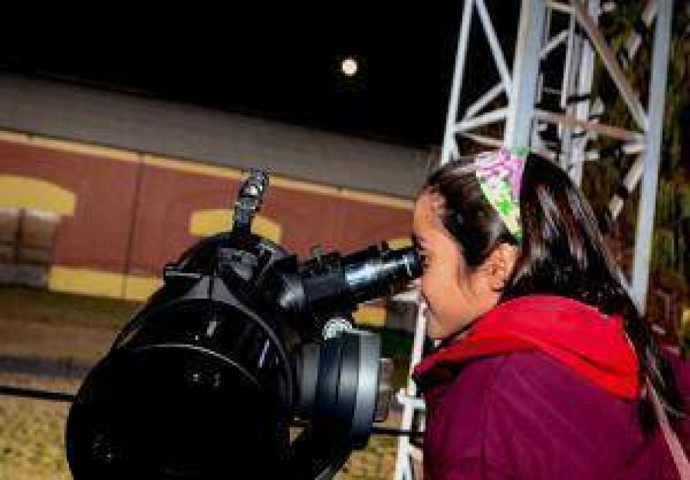 Rawson: utilizar�n telescopios para atraer a los turistas