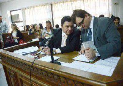 Dos m�dicos avalaron al cirujano Poletti 