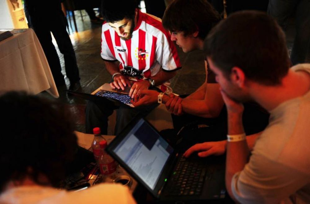 Hackers de todo el mundo se re�nen en Buenos Aires