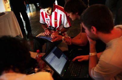 Hackers de todo el mundo se re�nen en Buenos Aires