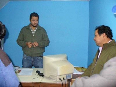 Trabajadores de la construcci�n hicieron o�r sus quejas por falta de obra p�blica