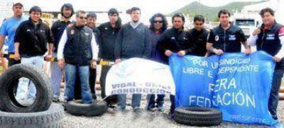 Vidal amenaz� con paralizar la actividad en toda la provincia