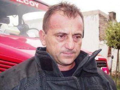 Una ambulancia y una dotaci�n de bomberos afectados por una broma