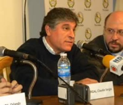 Figal no lo tiene decidido, quiere escuchar a la gente