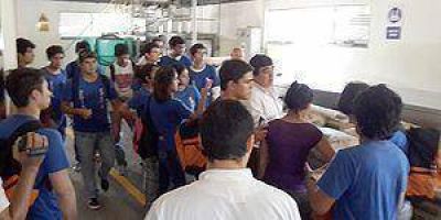 J�venes visitaron instalaciones del Parque Industrial