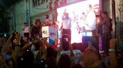 Con un acto pol�tico proclamaron a Isa como candidato a Gobernador