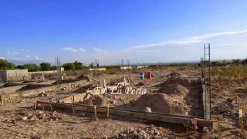 Vecinos exigen la instalaci�n inmediata de la red el�ctrica