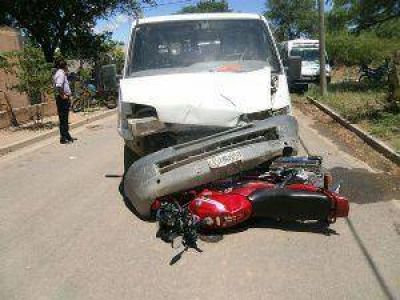 Madre e hija embestidas por una trafic en Valle Viejo‏