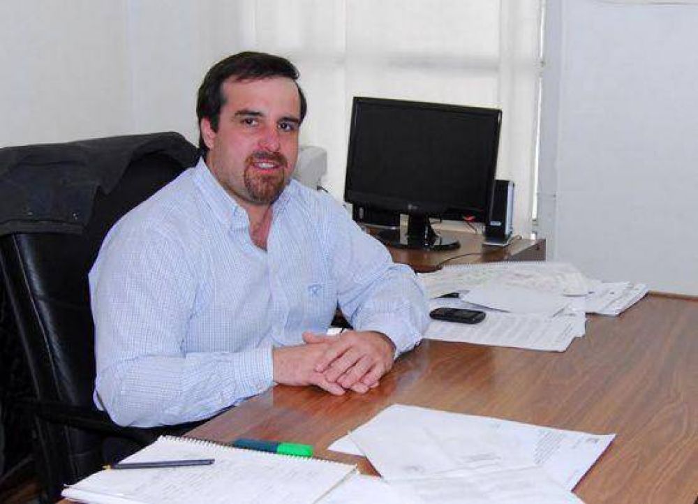 �Si C�rdoba le descuenta a los empleados lo voy a denunciar penalmente�