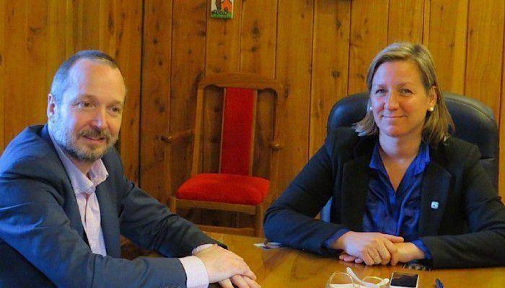 Sabbatella lleg� a Bariloche para inaugurar la nueva sede del AFSCA