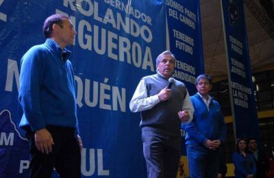Guti�rrez : �Vamos a gobernar desde la calle hacia los escritorios�