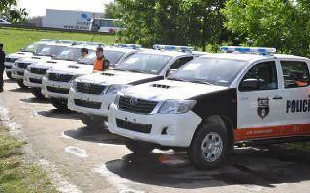 Campana: Nuevos m�viles para el Comando de Patrullas Comunitarias