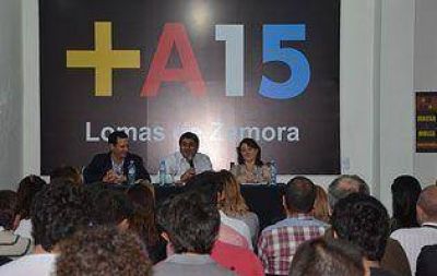 Junto a concejales del FR, Molea encabez� un encuentro con j�venes
