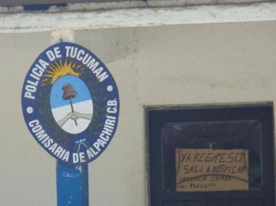 Muchas de las comisar�as del interior deben funcionar con uno o dos polic�as por turno