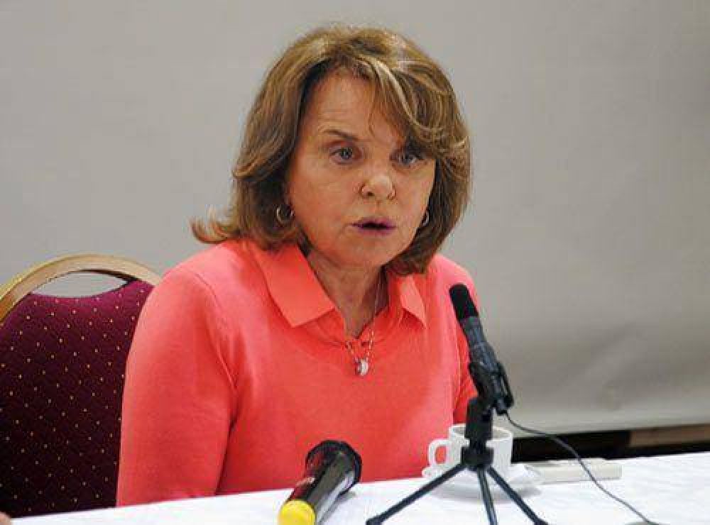 Hilda �Chiche� Duhalde, de nuevo a la cancha pol�tica en busca de la Gobernaci�n