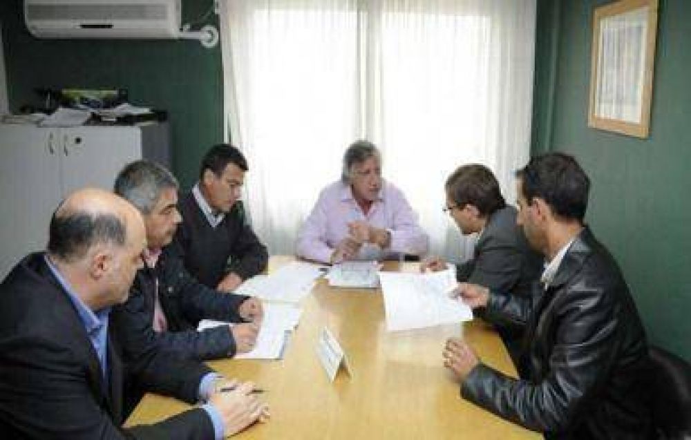 Con miras a una nueva instancia de di�logo, Trabajo dict� la conciliaci�n obligatoria por Aleaciones Sim�n