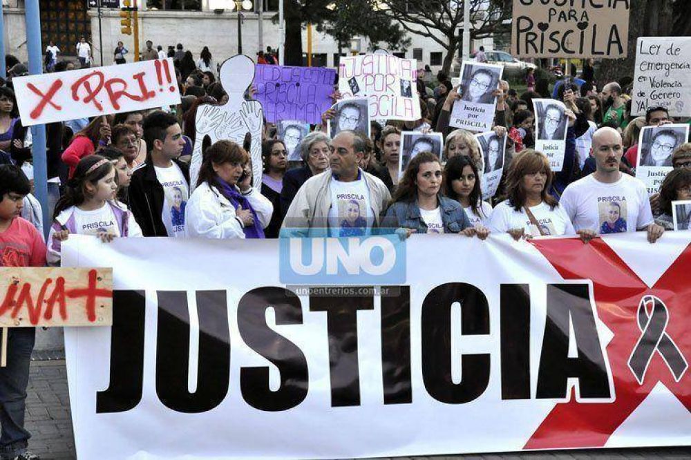 Marcharon por Priscila y contra la violencia de g�nero