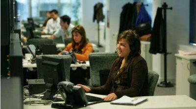 Con una estadistica, el Indec demuestra que el salario promedio es de $10.384