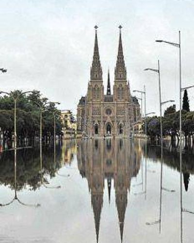 El r�o empez� a dar un respiro en Luj�n