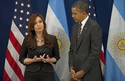 En una dura carta, Cristina pide a Obama que aclare si una funcionaria 
