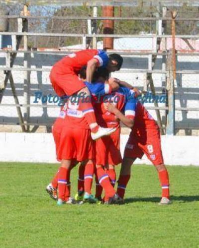 Bragado Club recibe a Once Tigres en un duelo clave para sus aspiraciones