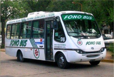 Violento asalto a pasajeros de un Fonobus