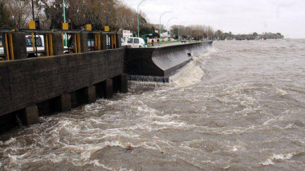 Contin�a la alerta por sudestada en la Ciudad y la Provincia