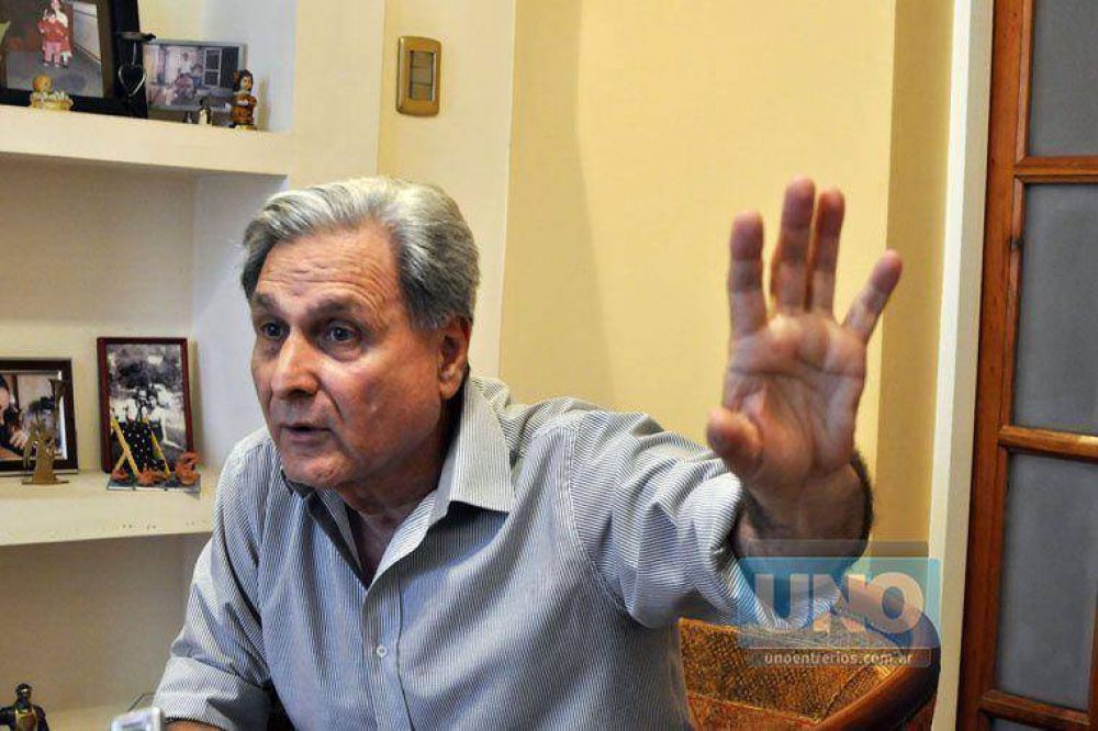 Solanas: �Hay que ser ideol�gicamente correcto y pol�ticamente incorrecto�