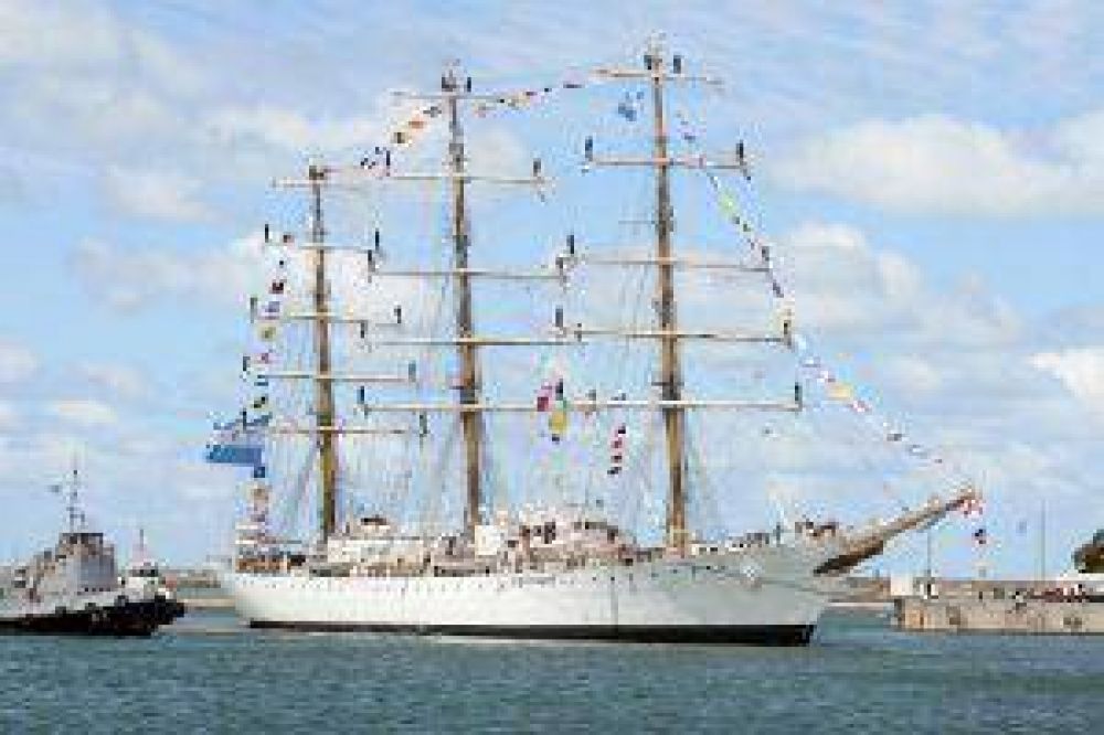 Tras 9 meses, la Fragata Libertad regres a Mar del Plata