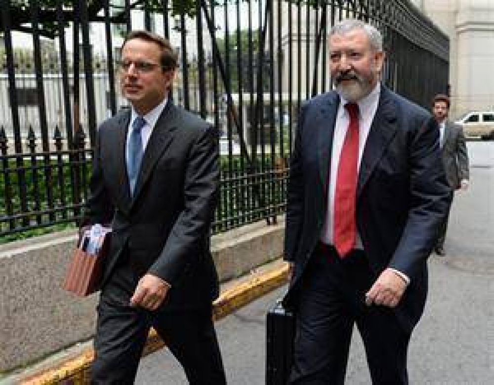 Buitres: el pa�s gast� en abogados unos US$ 400 millones